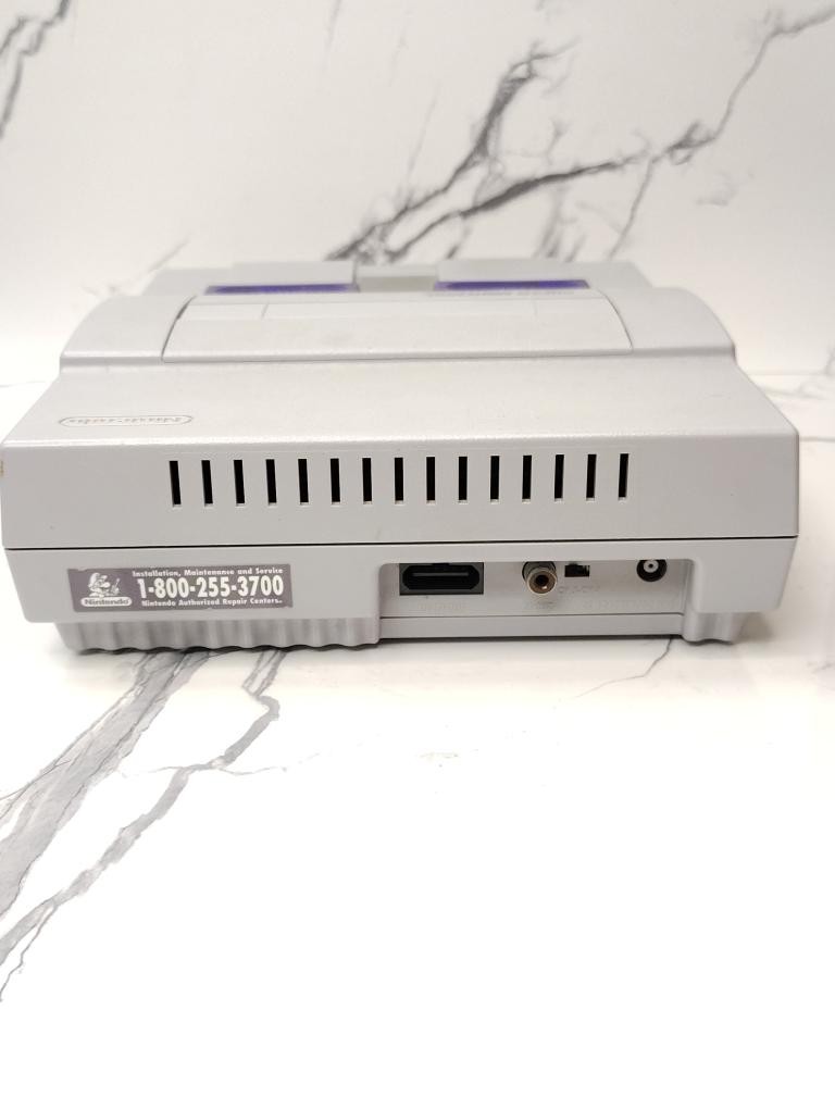 Super Nintendo Entertainment System SNES Console, Controller & Games (SB1128496)