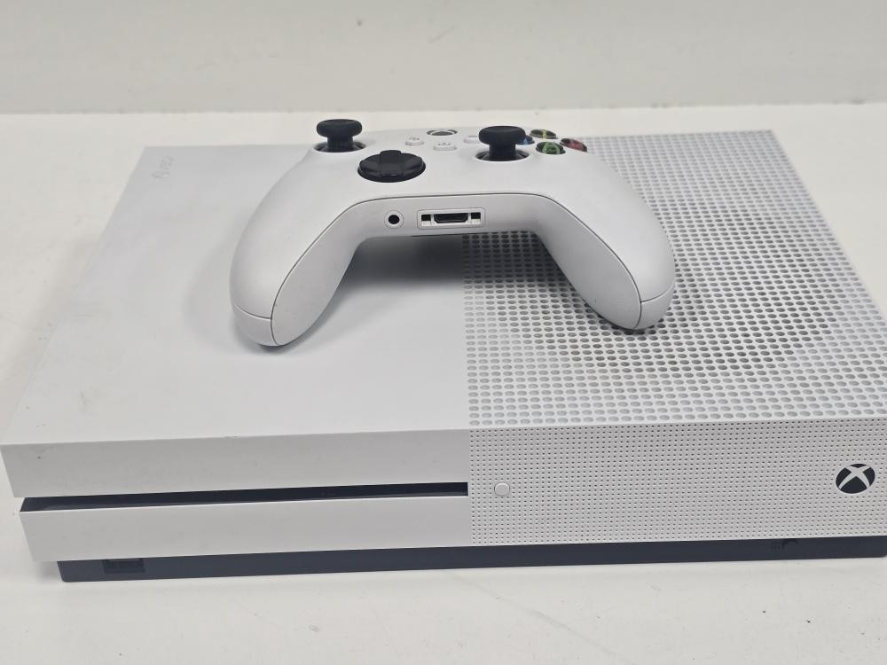 MICROSOFT XBOX ONE S (P21028928)