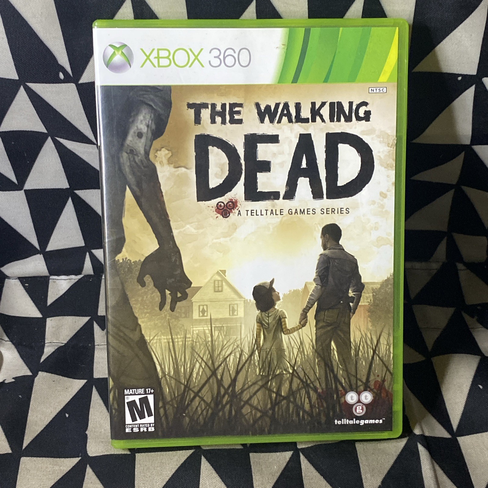 The Walking Dead: A Telltale Games Series (Xbox 360, 2012) Complete With Manual