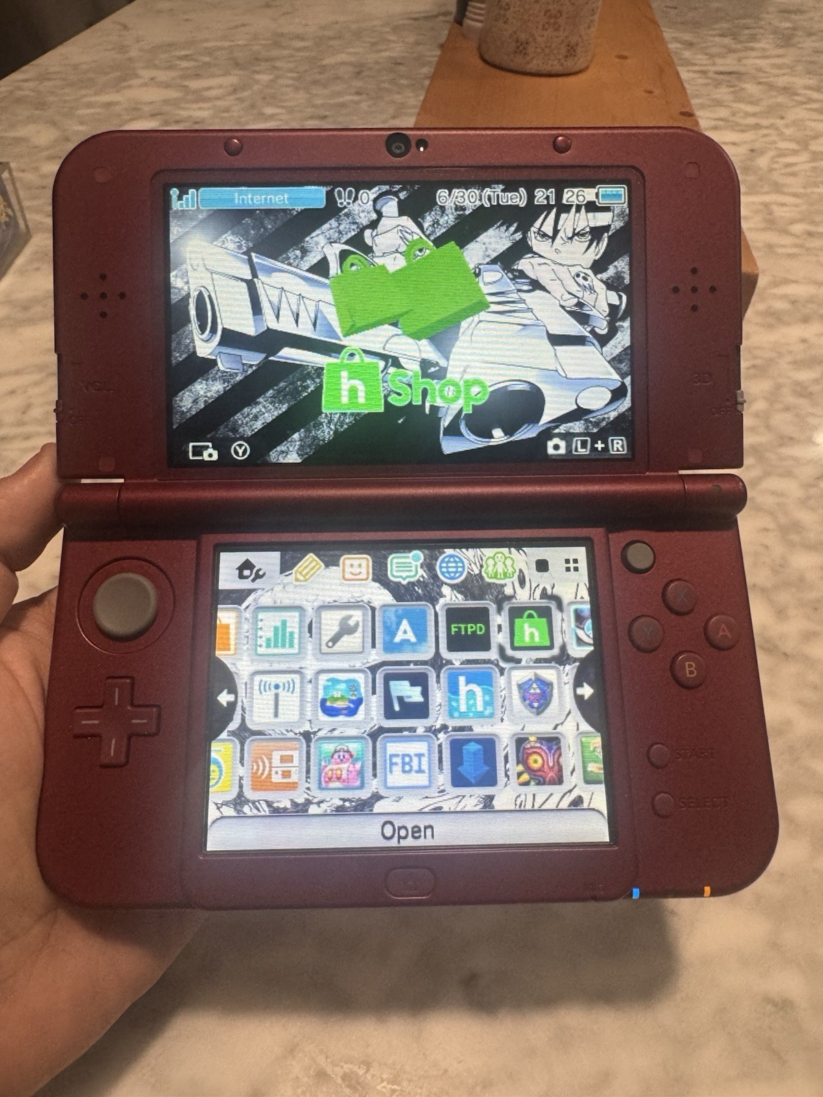 Nintendo NEW 3DS XL Metallic Red Console (USA Seller)