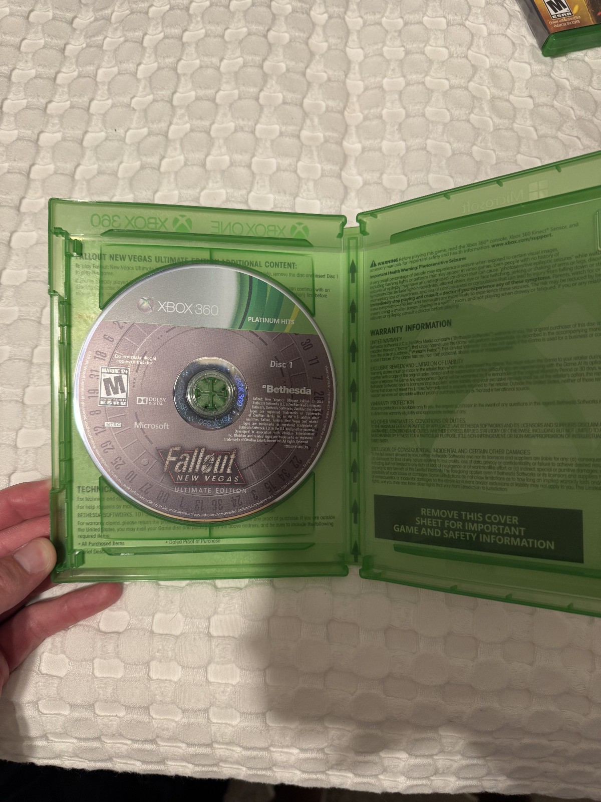 Fallout New Vegas Ultimate Edition Xbox 360 One Backward Compatible All DLC CIB