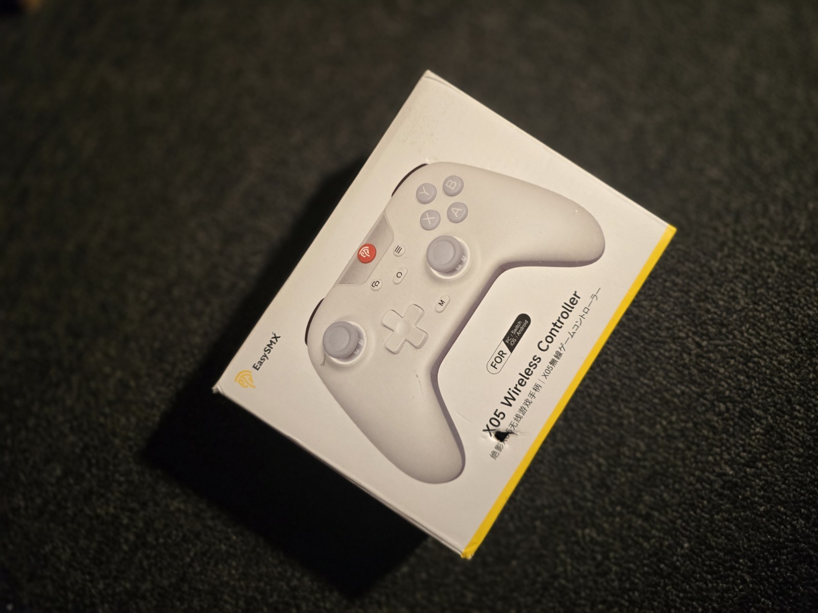 EasySMX- X05 Tri-Mode Wireless Multi-Platform Gaming Controller