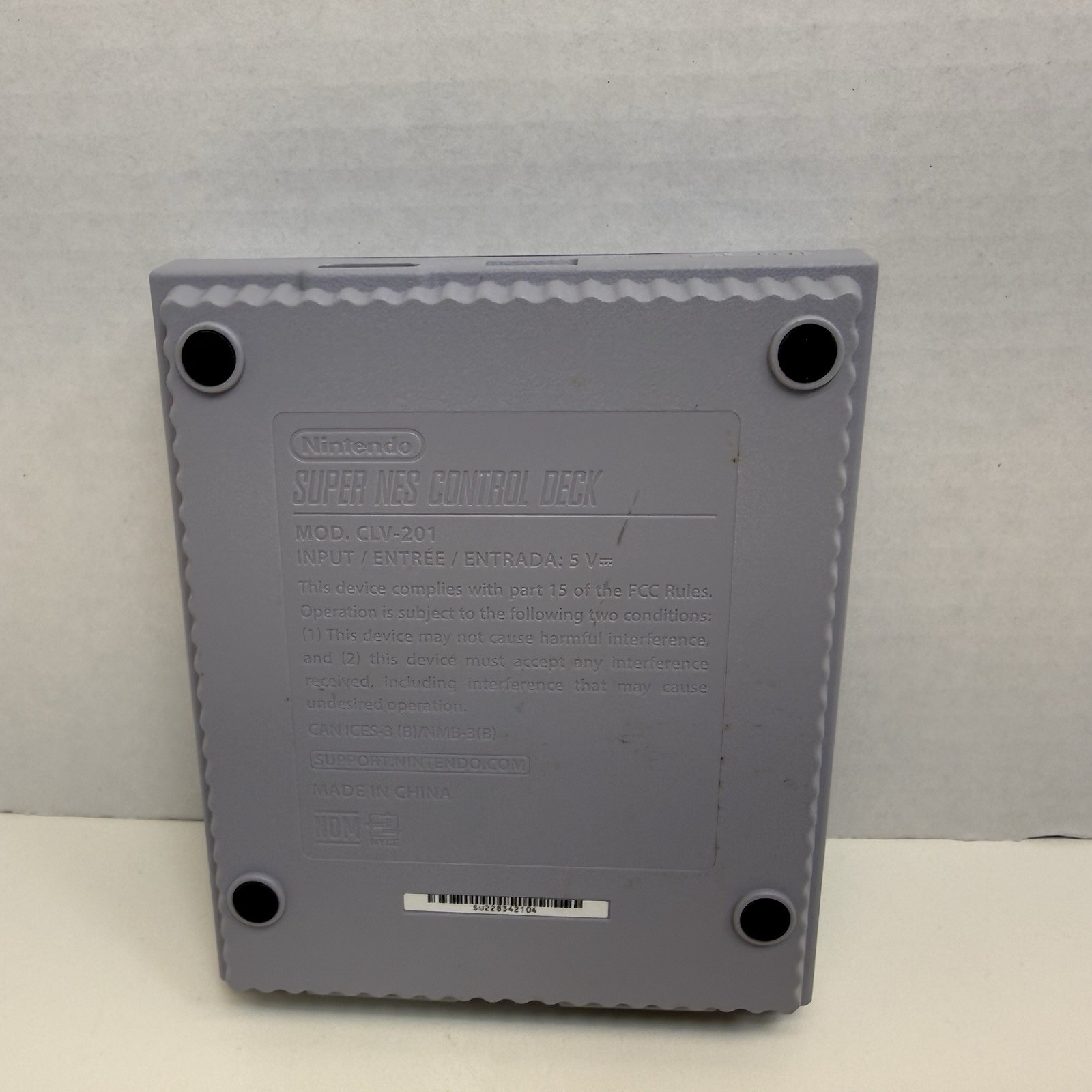 SNES CLV-201 Super Nintendo Entertainment System Classic Edition Mini Console