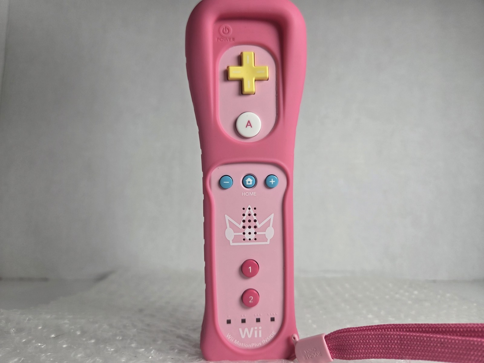 Nintendo Wii U Motion Plus Remote Controller Princess Peach OEM RVL-036 Tested