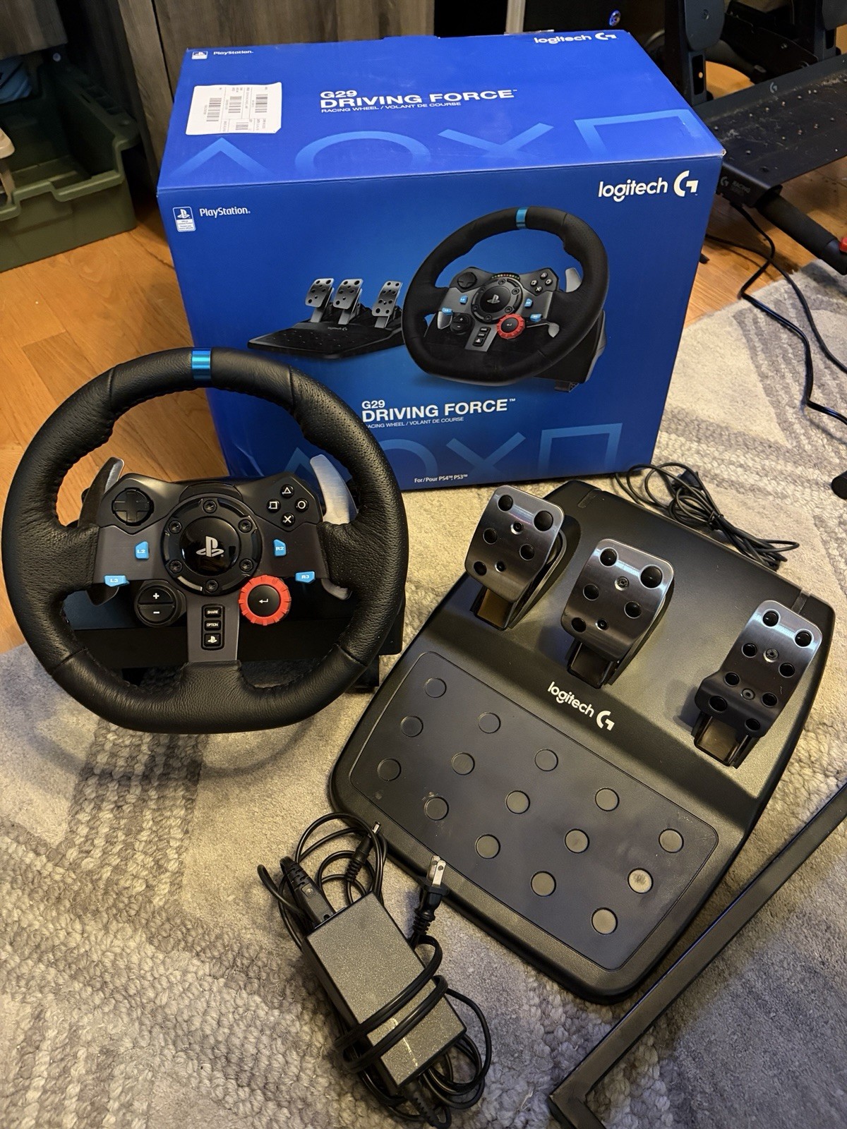 Logitech G G29 Driving Force Racing Wheel & Pedals for PS4 PS5 PC USB Leather