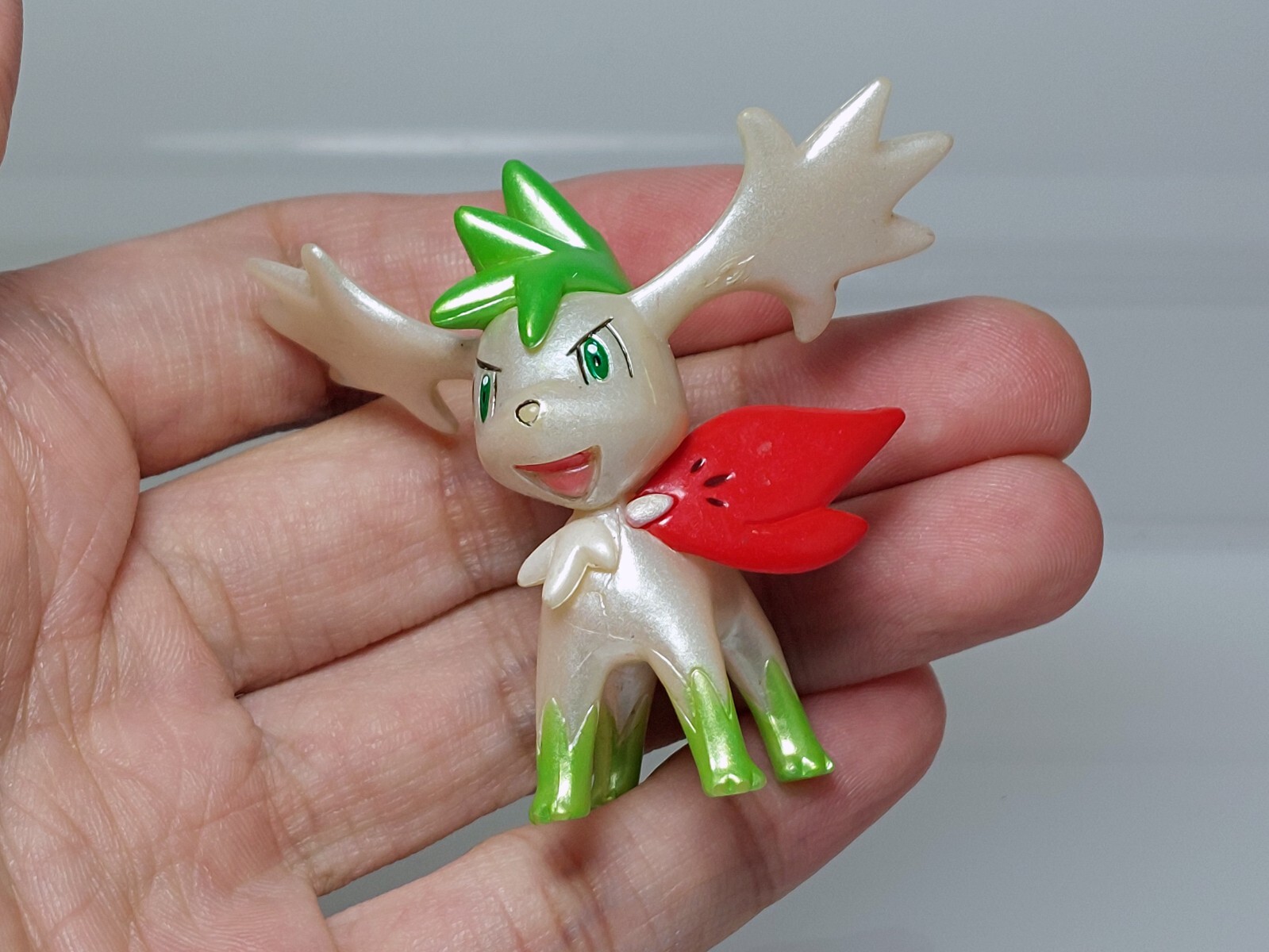 Metallic Giratina Shaymin Pokemon Monster Collection Figure Tomy G02 1.6-1.8in