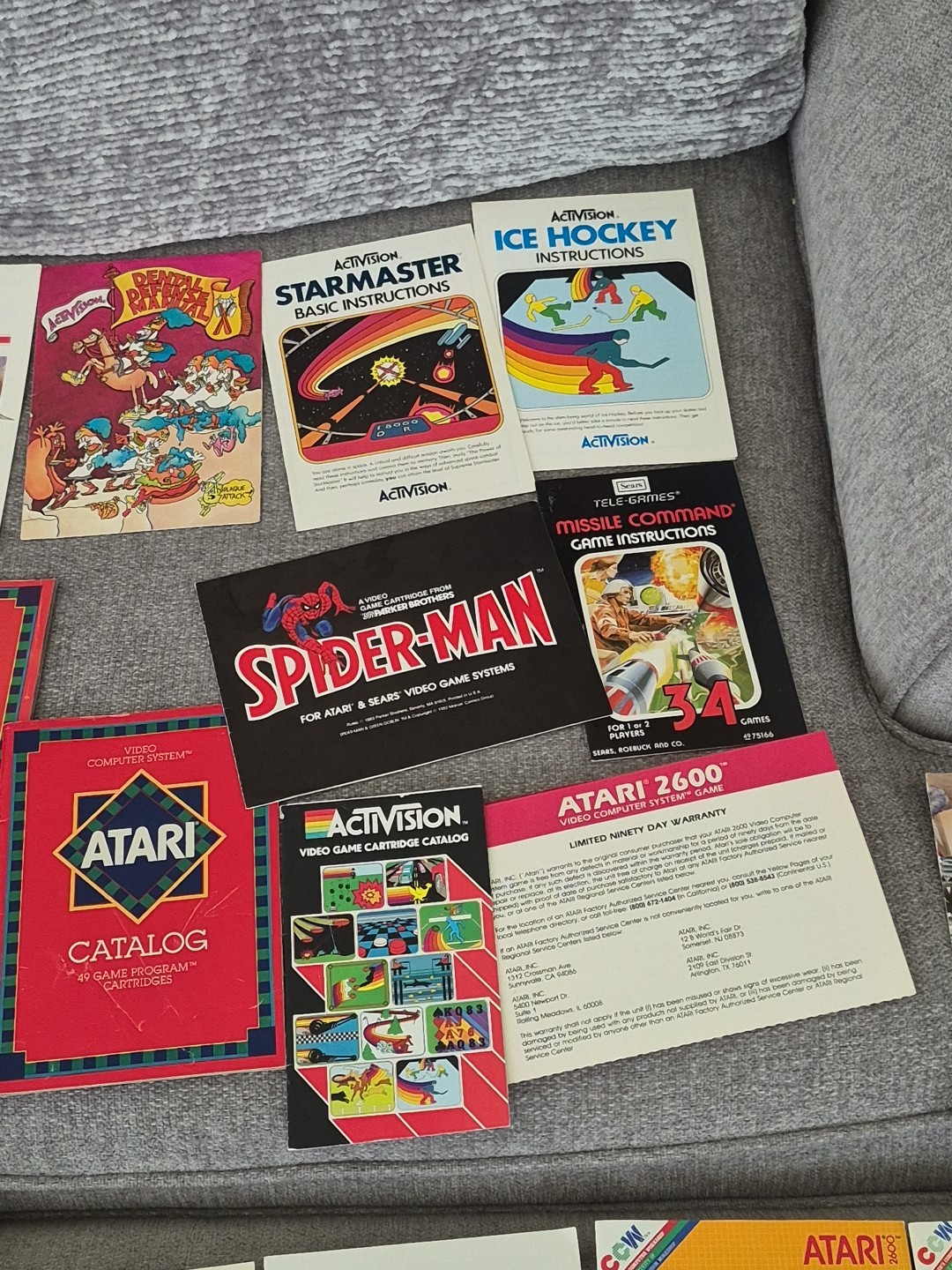 Huge Lot Of Atari 2600 Manuals & Catalogs Vintage Assorted. Good Condition.