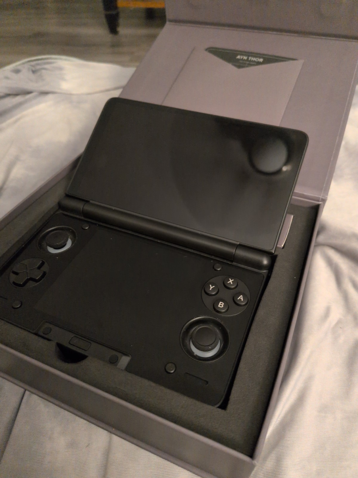 Ayn Thor Lite Handheld Console with /Box and Charger Great Condition