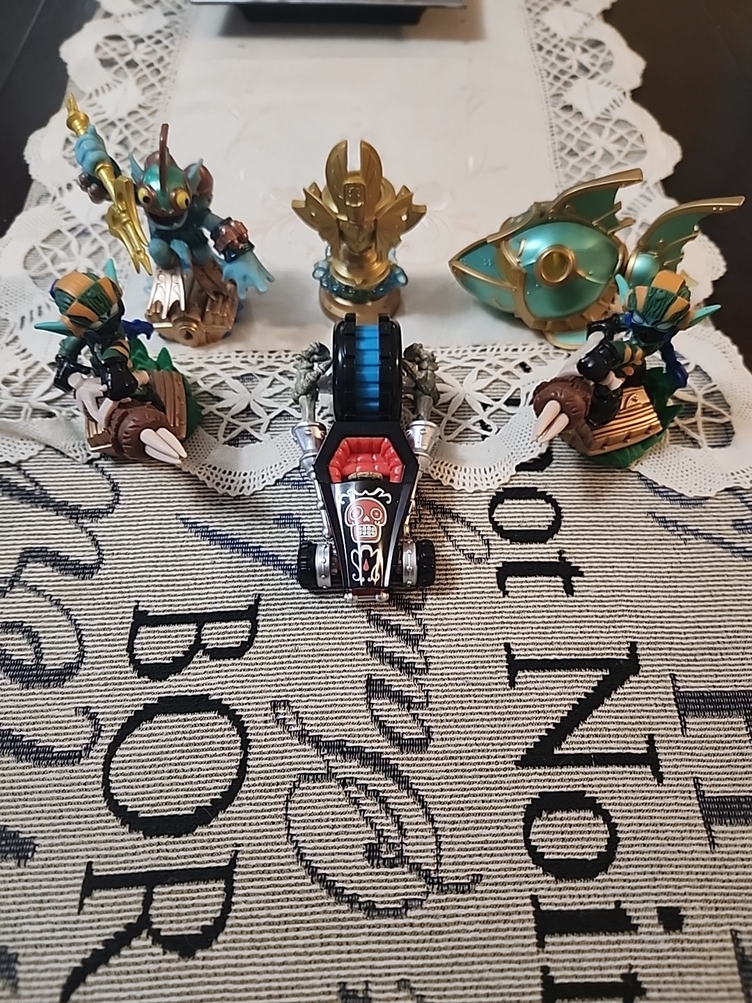 Skylanders Superchargers Figure Lot: Reef Ripper Set, 2 Elfs and Crypt Crusher