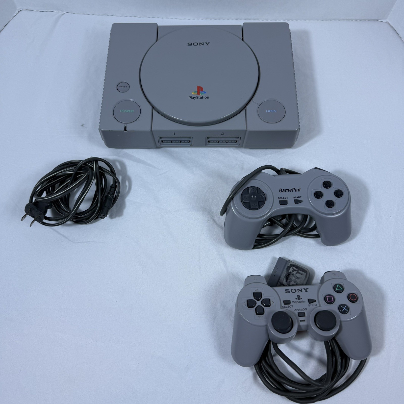 Sony PlayStation PS1 Console SCPH-7001 Bundle 2 Controllers, Pwr Cord Untested