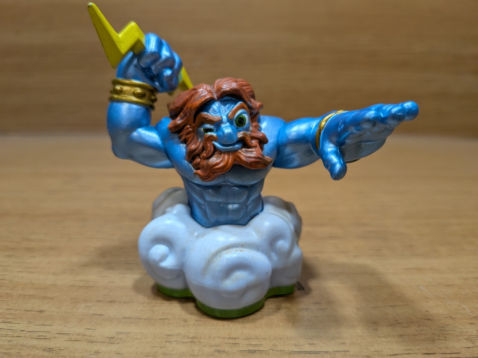 2011 SKYLANDERS Spyros Adventure LIGHTNING ROD
