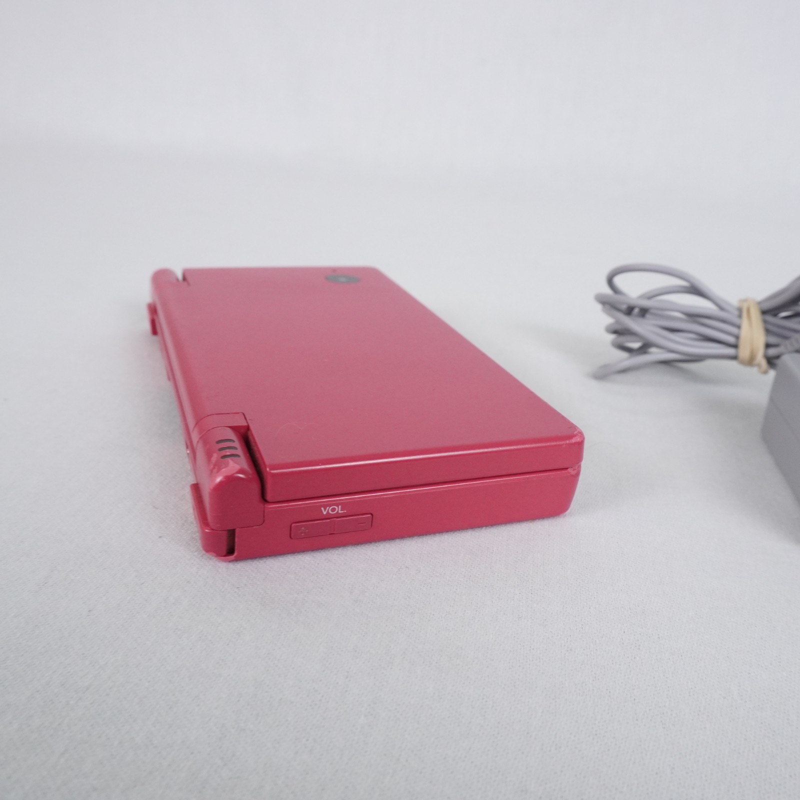 Nintendo DSi Pink Handheld Console w/ AC Adapter
