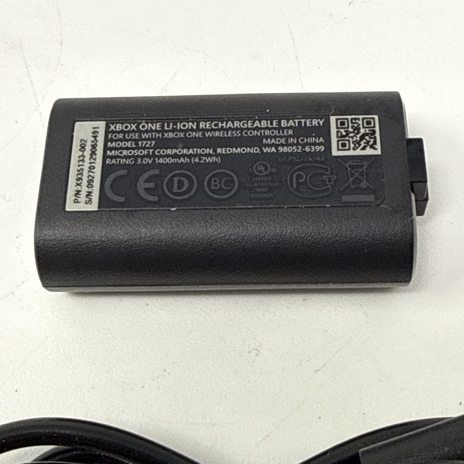 Xbox Rechargeable Battery Pack 1727 + USB-C Cable for Wireless Controller Black