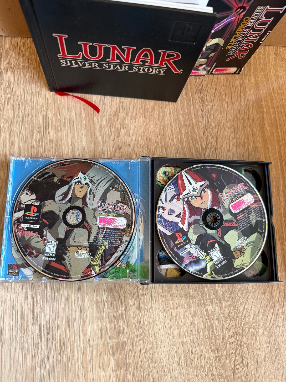 Lunar: Silver Star Story Complete (PS1, 2002), CIB with ART BOOK MAP BONUS DISCs