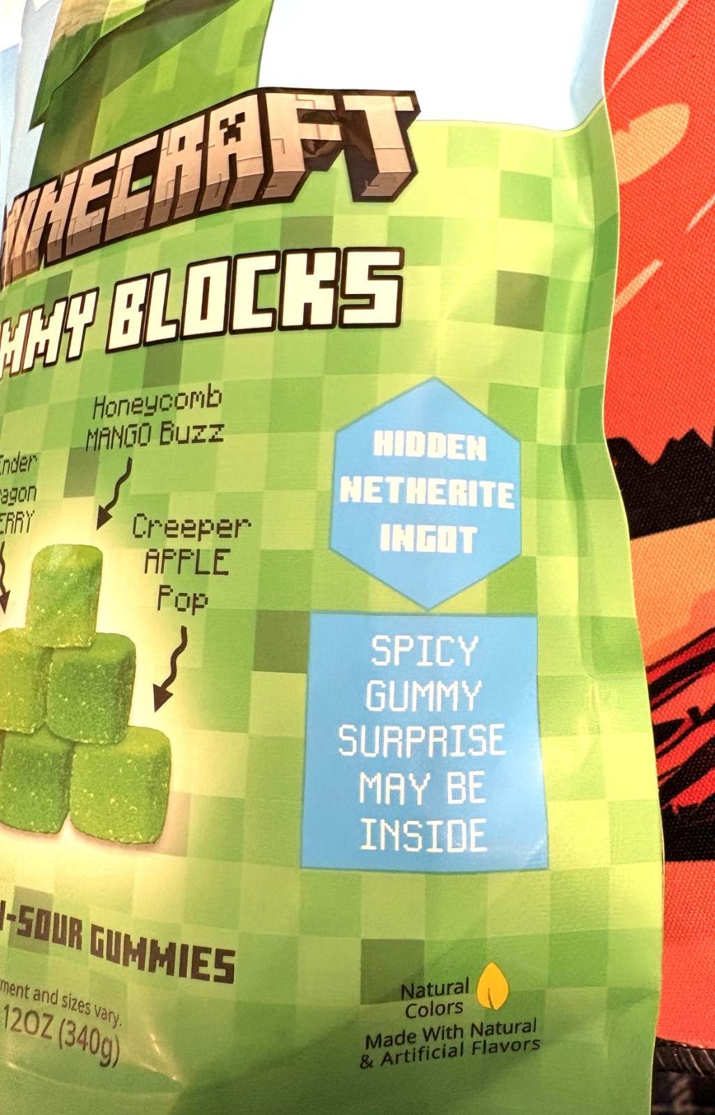MINECRAFT Gummy Blocks Gummies 12oz Hidden Ender Dragon Honeycomb Creeper