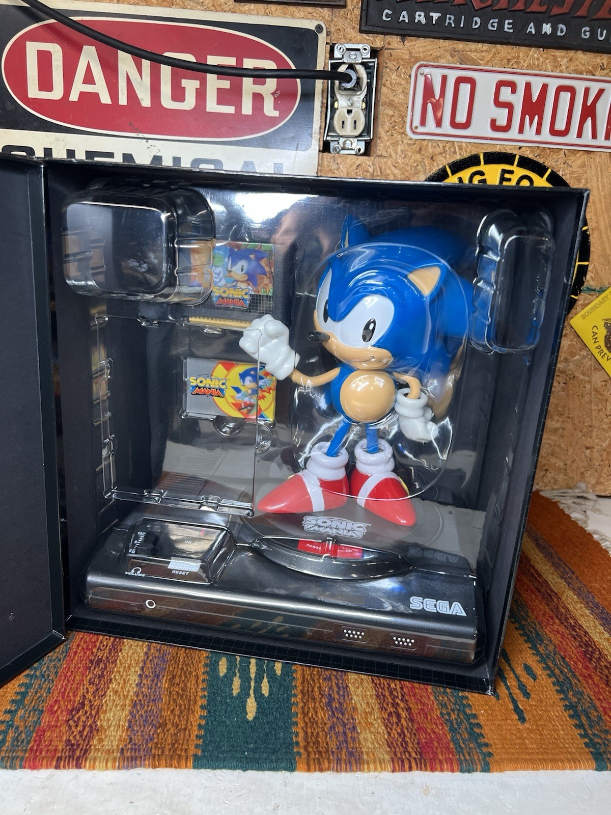 Sonic Mania Collector’s Edition PC Steam Complete In Box