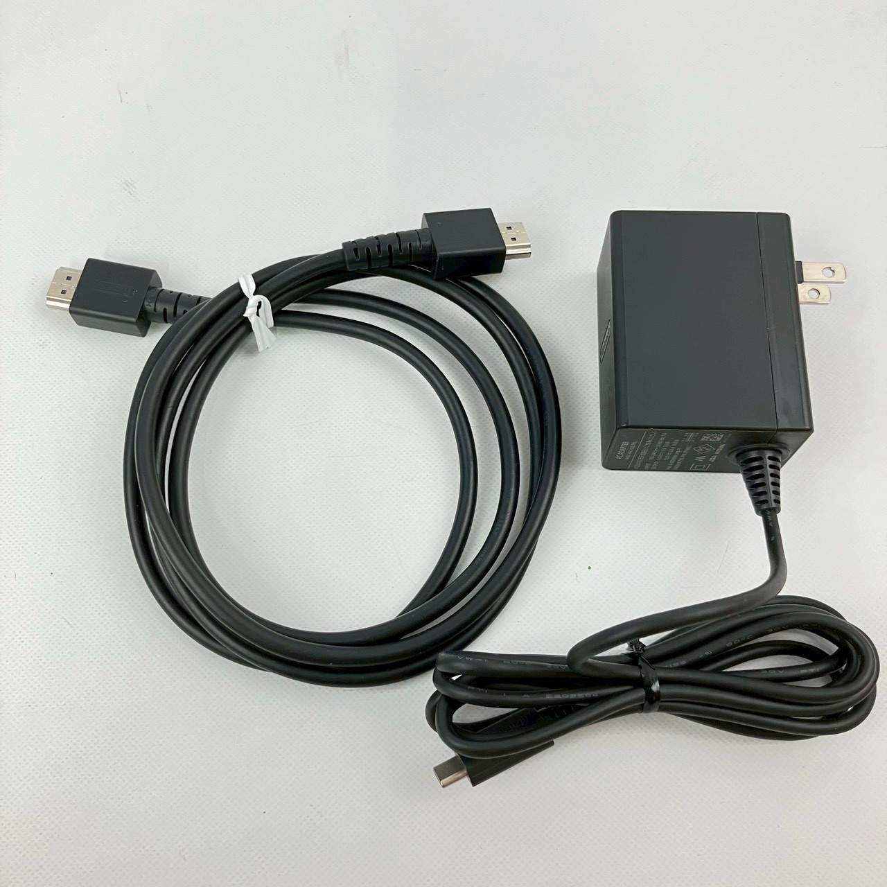 Nintendo Switch Animal Crossing HAC-001(-01) Console & Joy-Con AC Adapter HDMI