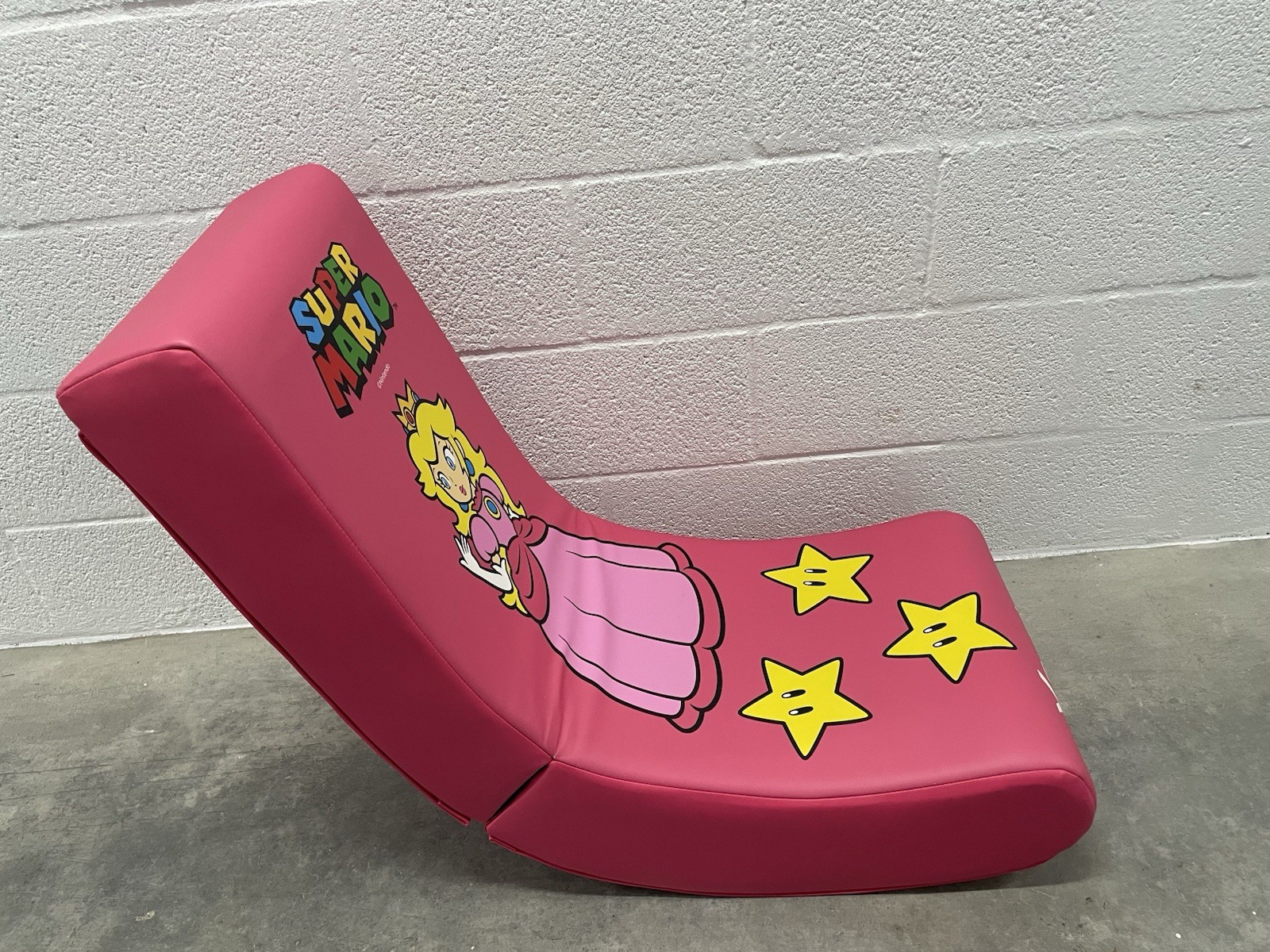 X Rocker Super Mario Princess Peach Pink Floor Gaming Rocker Chair Rare HTF EUC