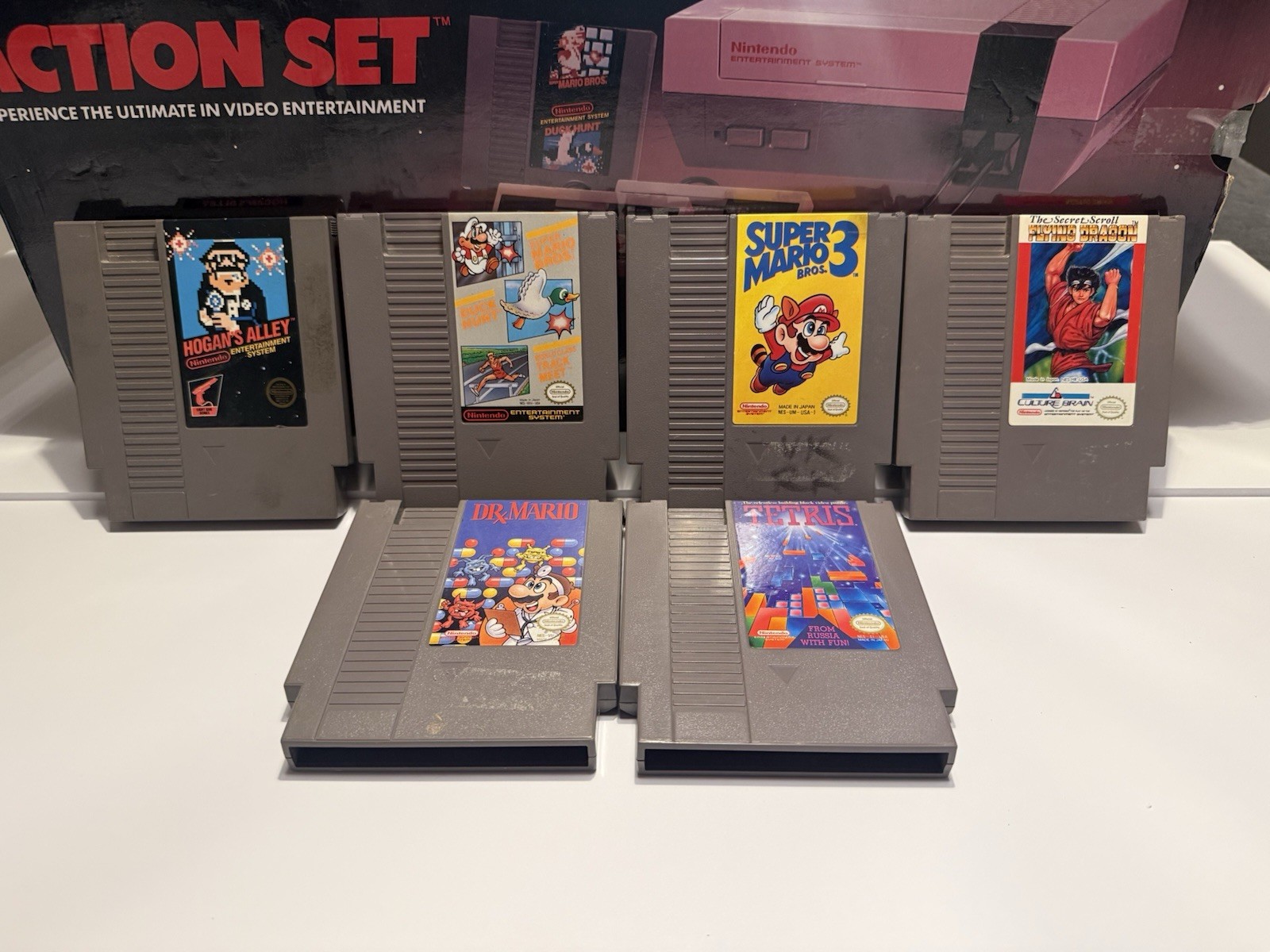 Nintendo NES Action Set Bundle Box Manuals 2 Controllers Zapper 6 Games NES-001