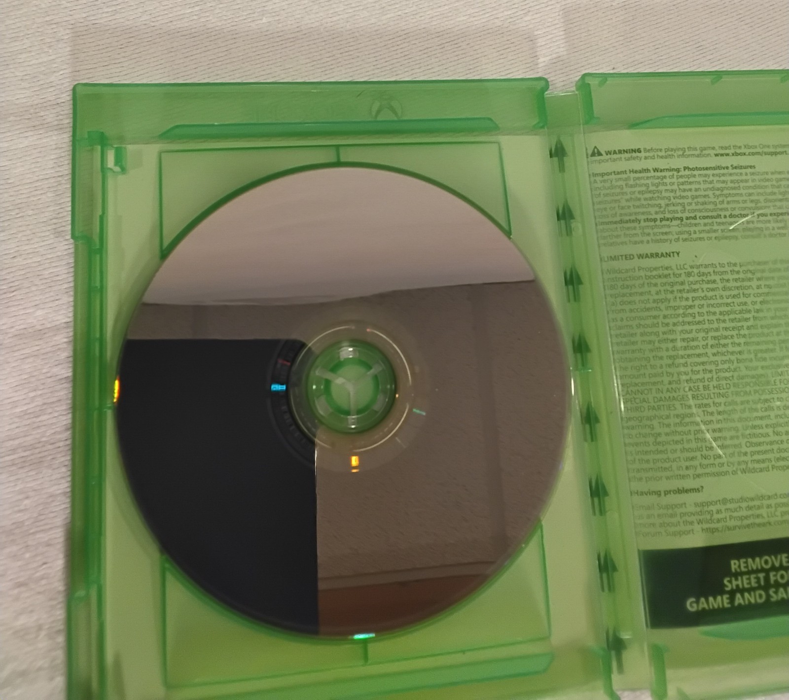 Xbox One : Studio Wildcard ARK: Survival Evolved Xb Video Games