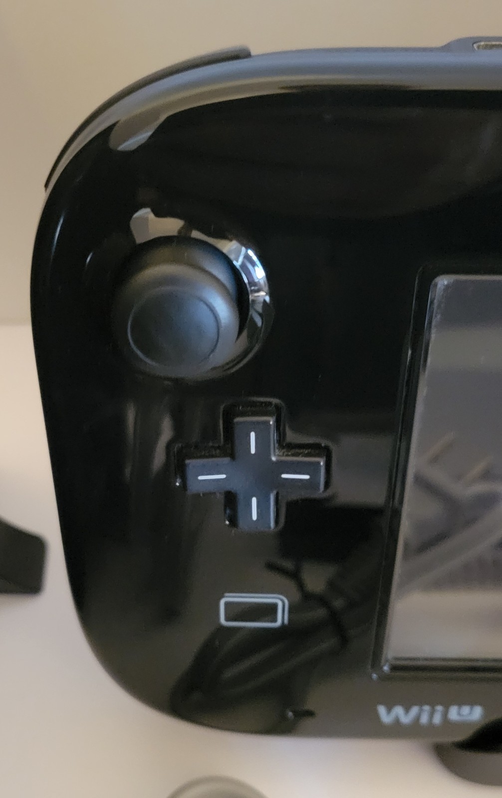 Nintendo Wii U 32GB Black Console Bundle – GamePad, Zelda BOTW, Mario 3D World