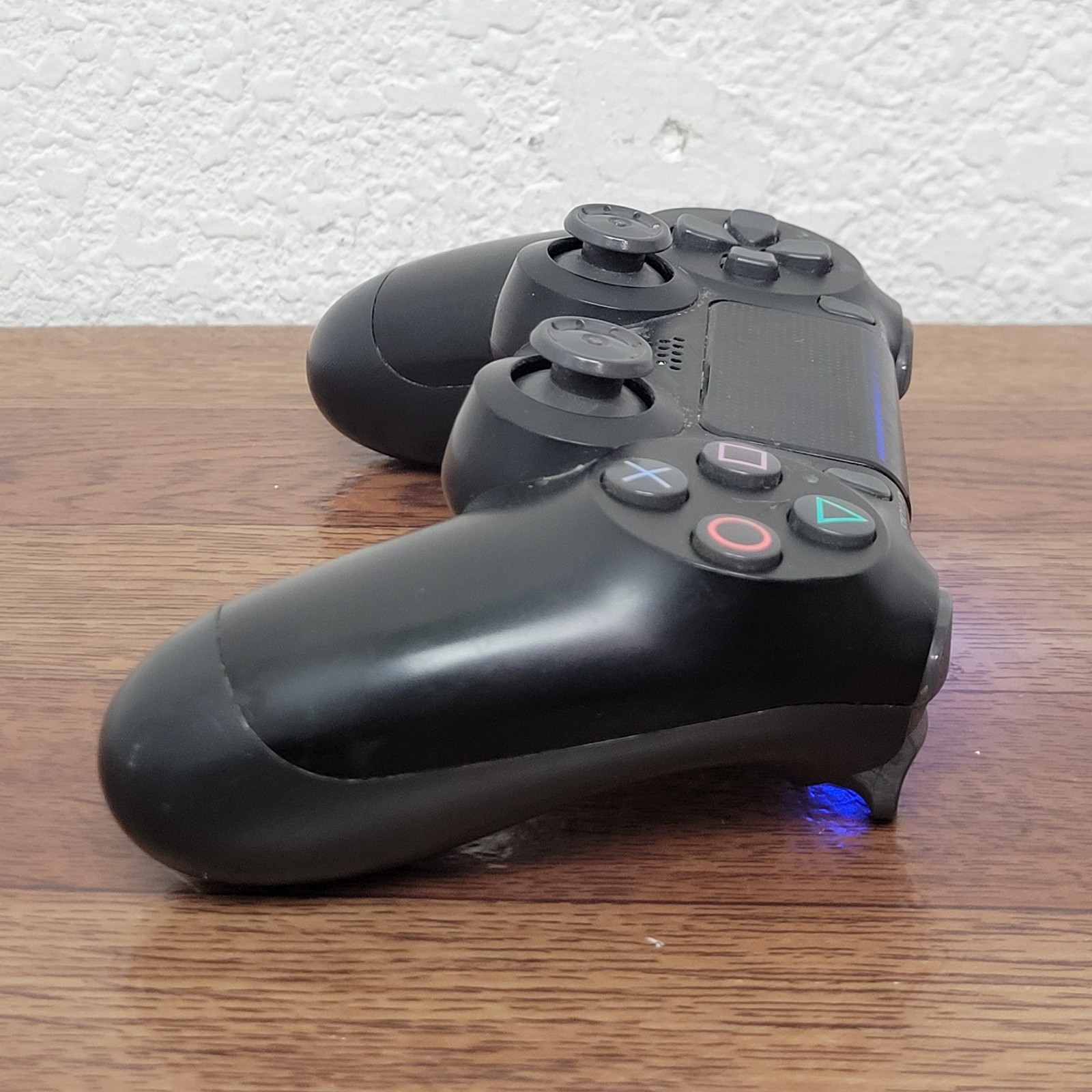 Sony PlayStation 4 PS4 DualShock 4 Wireless Controller Black CUH-ZCT2U