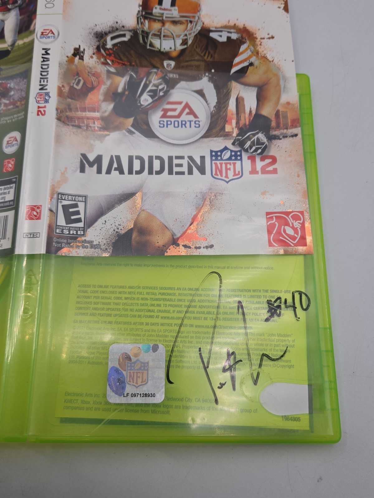 Payton Hillis AUTOGRAPHED Xbox 360 : Madden NFL 12 CIB Cleveland Browns