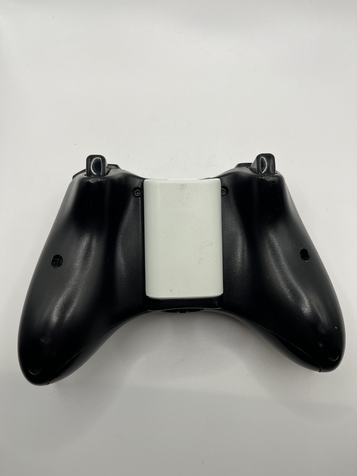 Microsoft XBOX 360 Wireless Controller- Tested does not work , not sure why