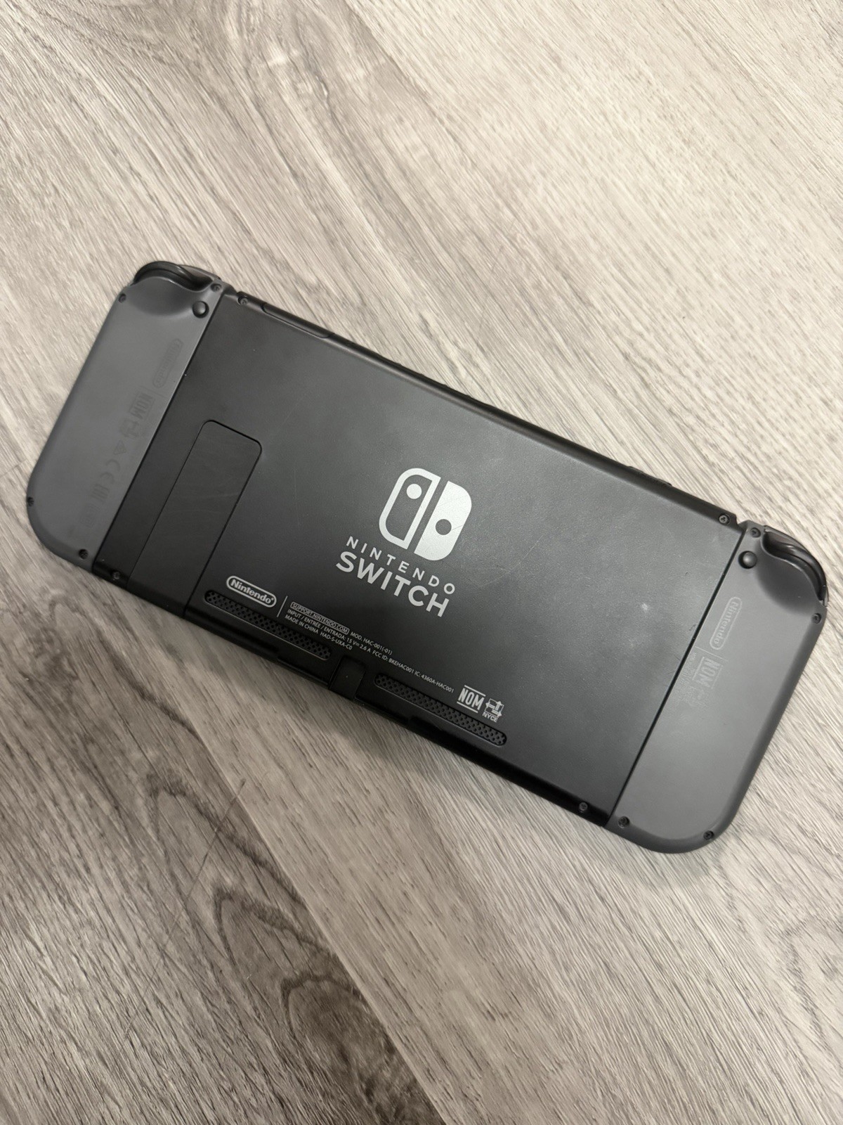 Nintendo Switch with Black and Black Joy-Con (HAC-001-01)