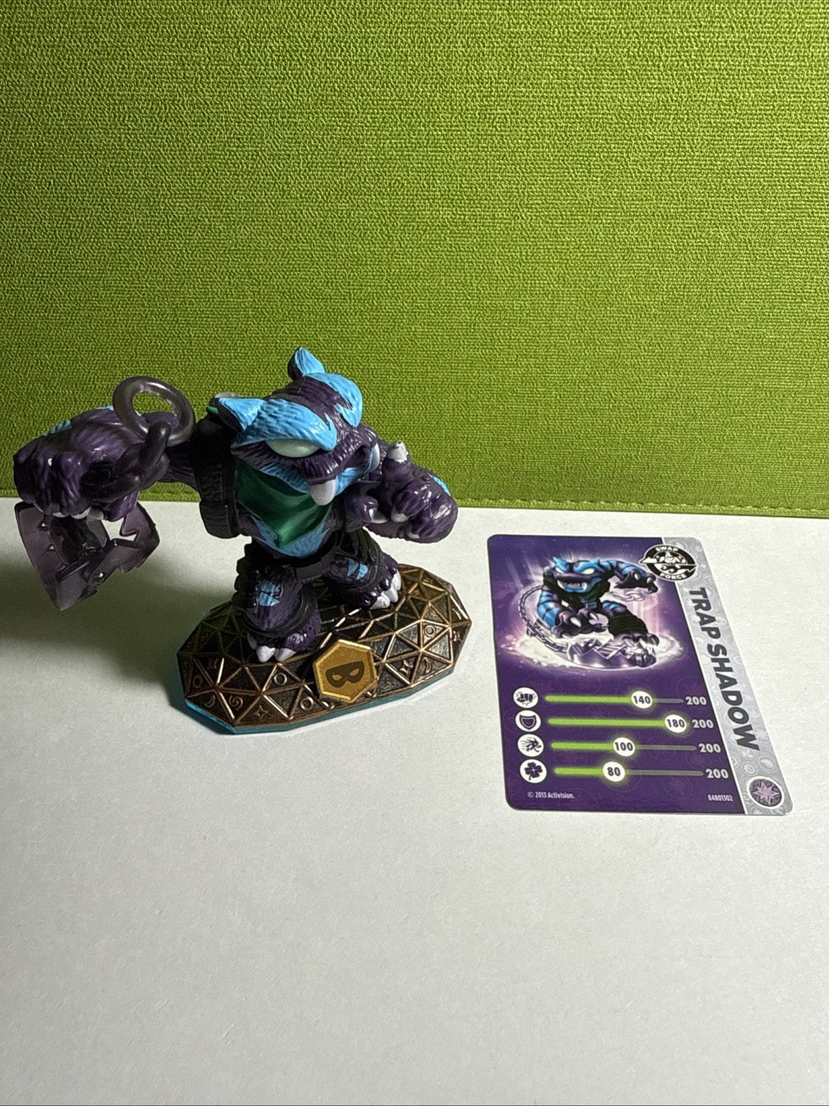 Skylanders Swap Force Trap Shadow Character Figure AND Card