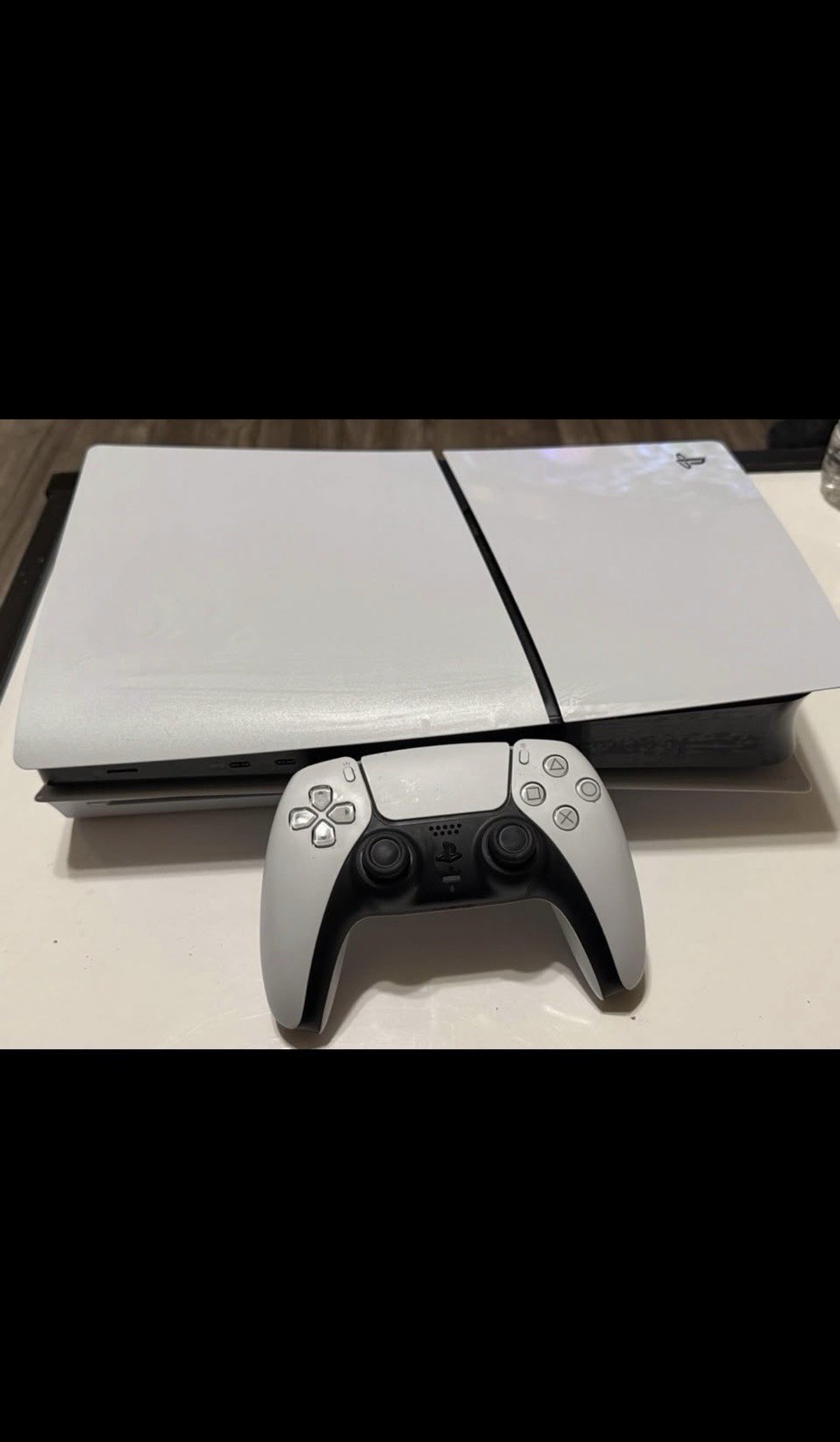 Sony PlayStation 5 Digital Edition 825GB White/Black 4K Wi-Fi HDMI NTSC-U/C