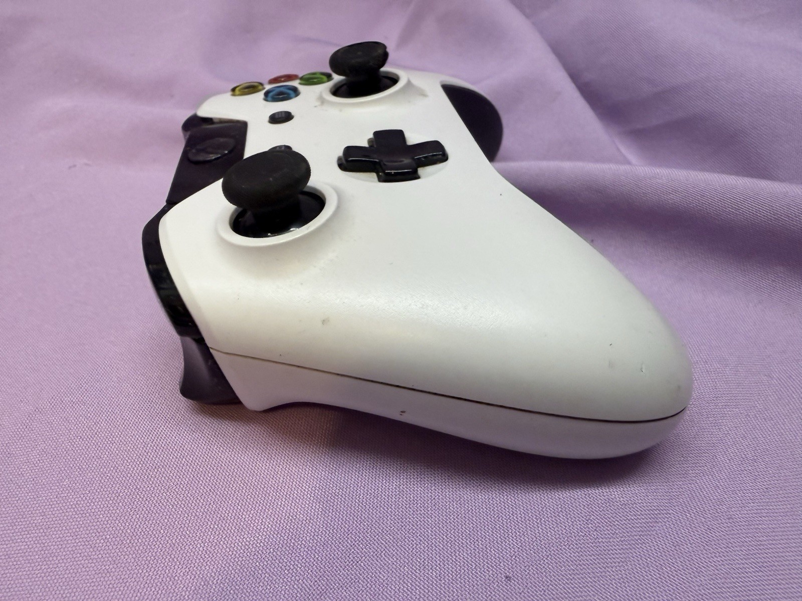 Xbox One 1537 White Wireless Controller! Excellent! Works Great! Ships Free!