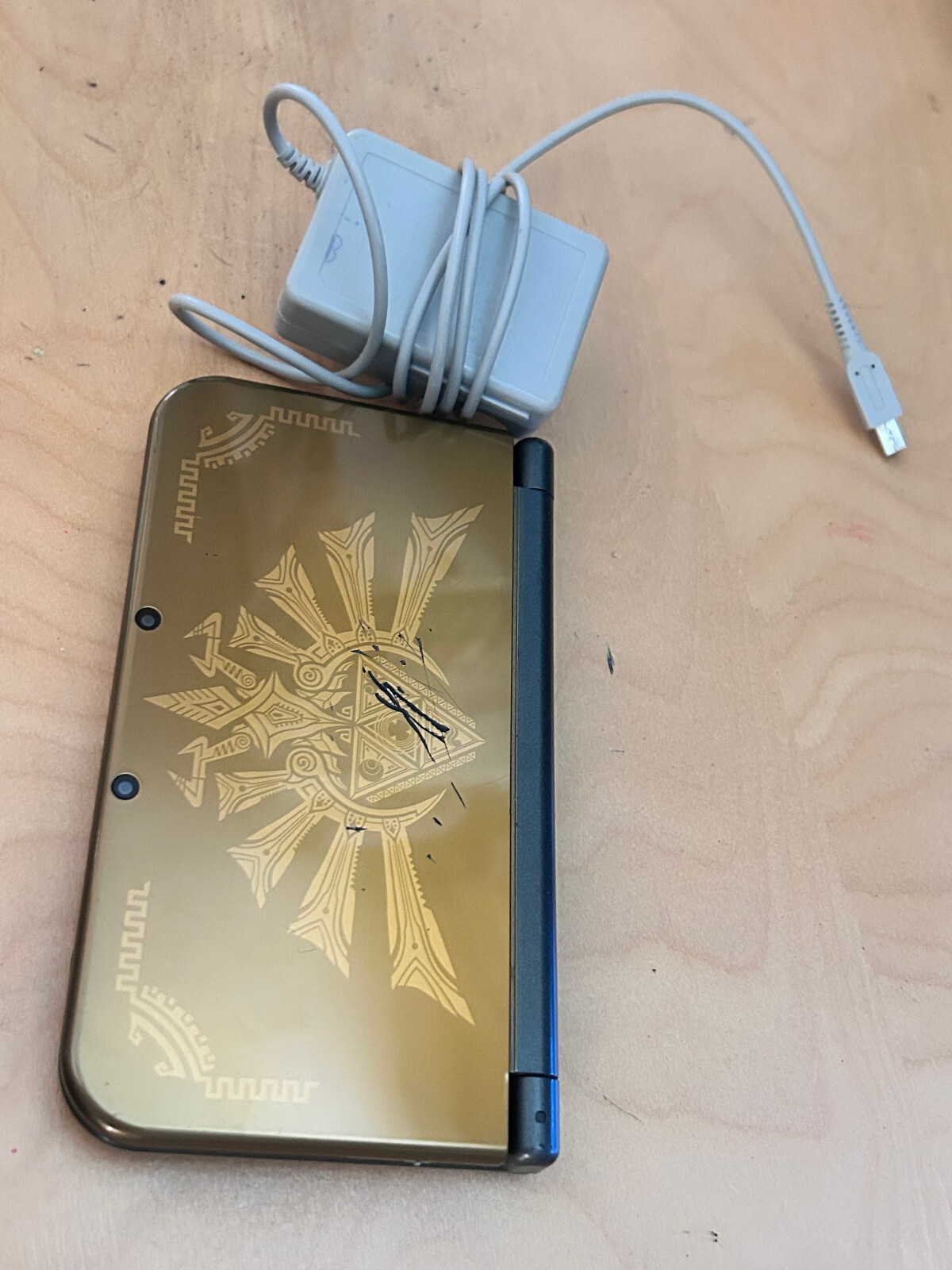 Nintendo New 3DS XL Zelda Hyrule Gold Edition *TESTED