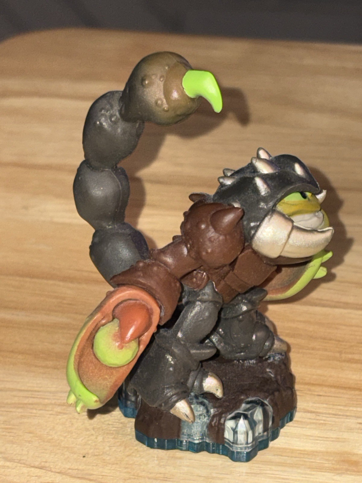 Skylanders Swap Force Scorp Figure & Card