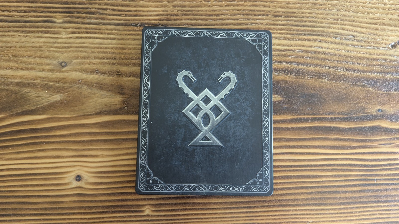 God of War and Collectors Steel Book Case (PS4)