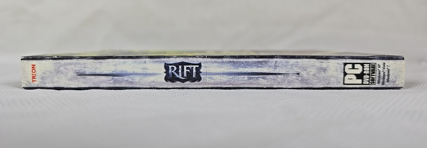 RIFT PC DVD-ROM Game Excellent Condition No Scratches Manual & Poster Included