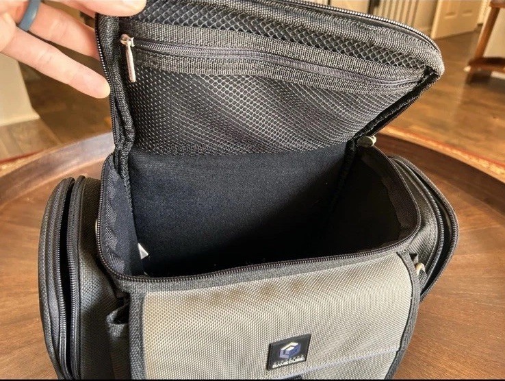 Official Genuine OEM Nintendo GameCube Game System Console Carry Case Travel Bag