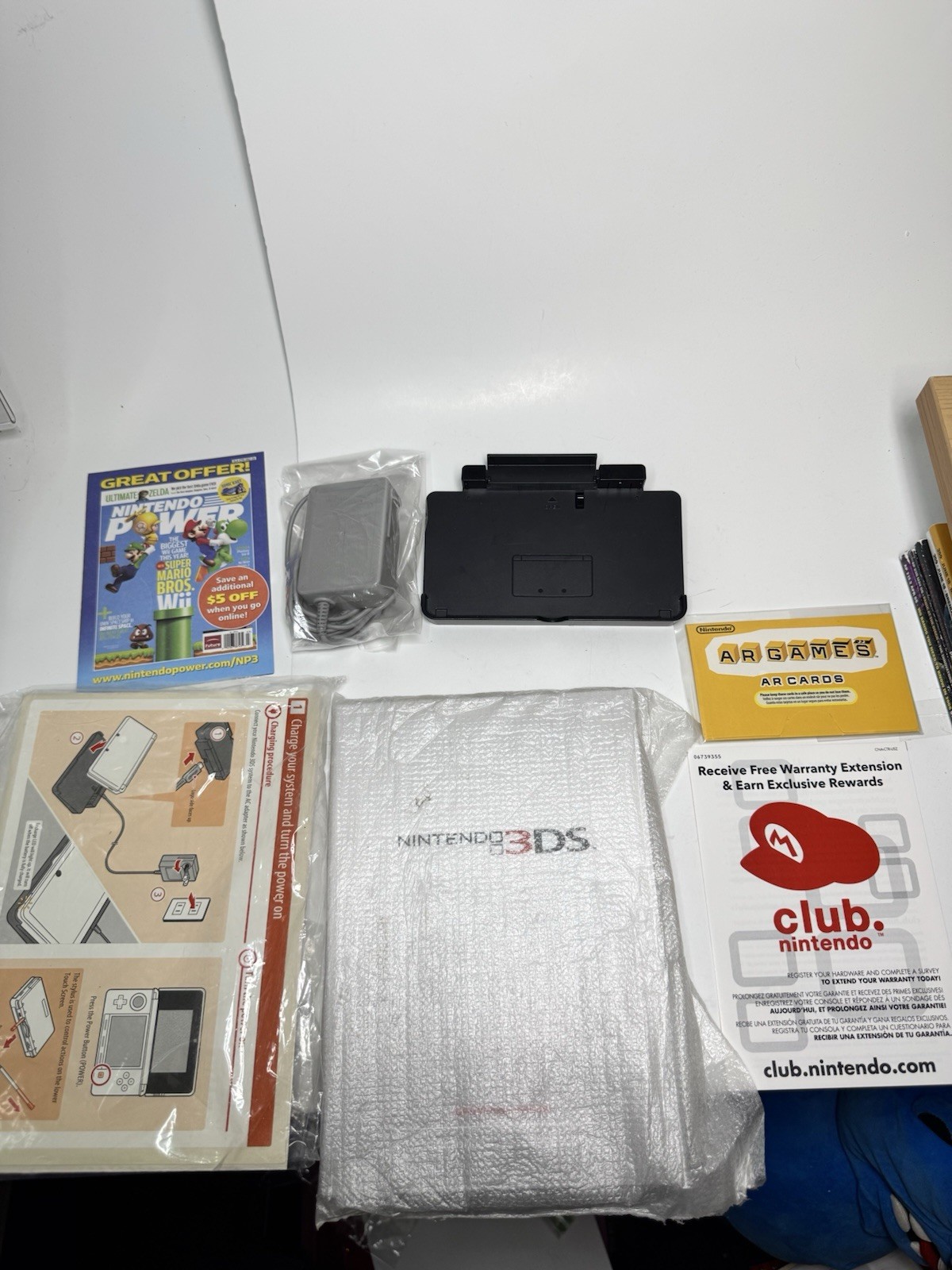 Nintendo 3DS Pink Handheld Console Wi-Fi, Headphone Jack, Box Dock Manual (READ)