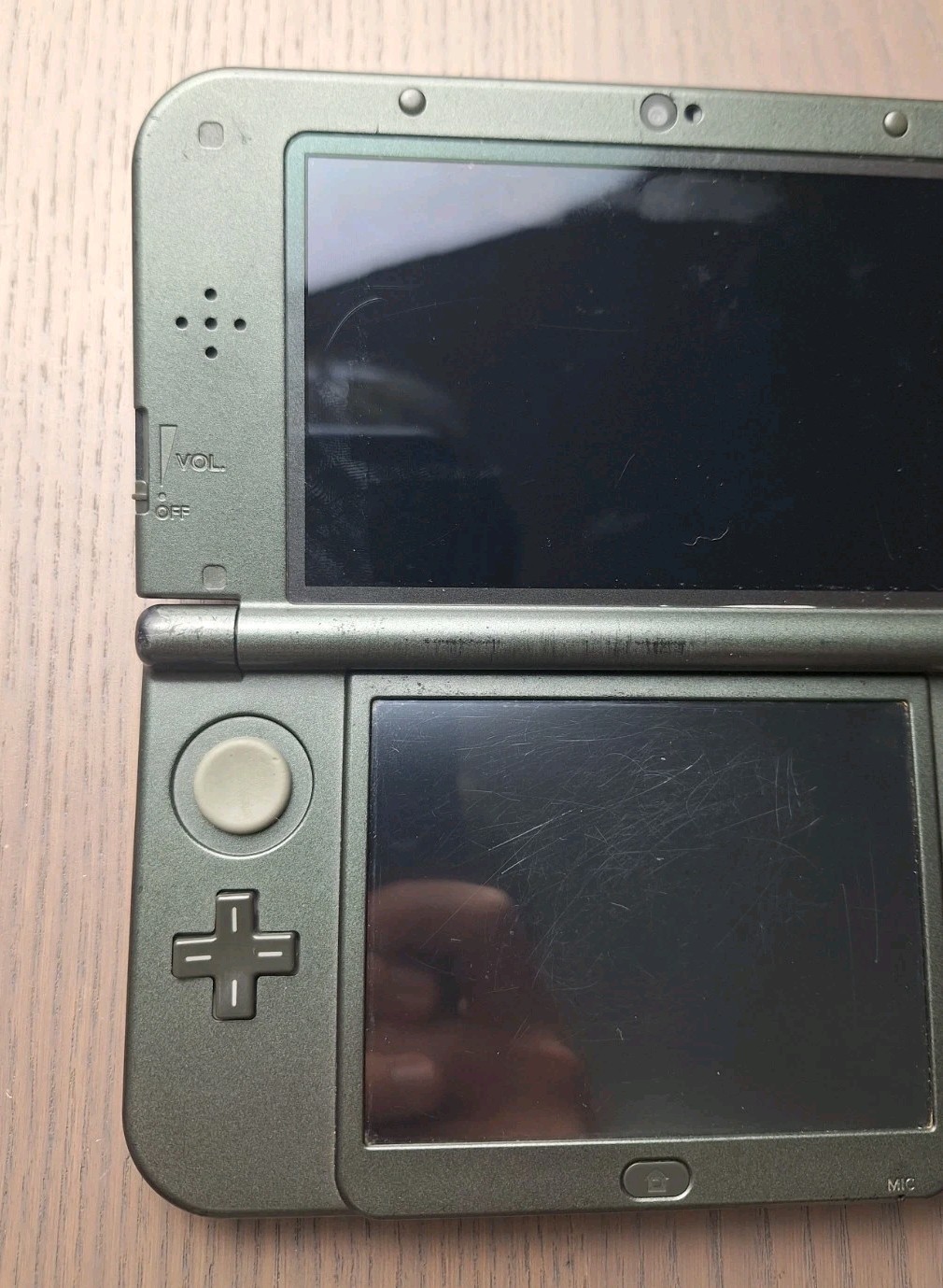 New Nintendo 3DS XL Metallic Black Charger 32GB SD Card REGION FREE