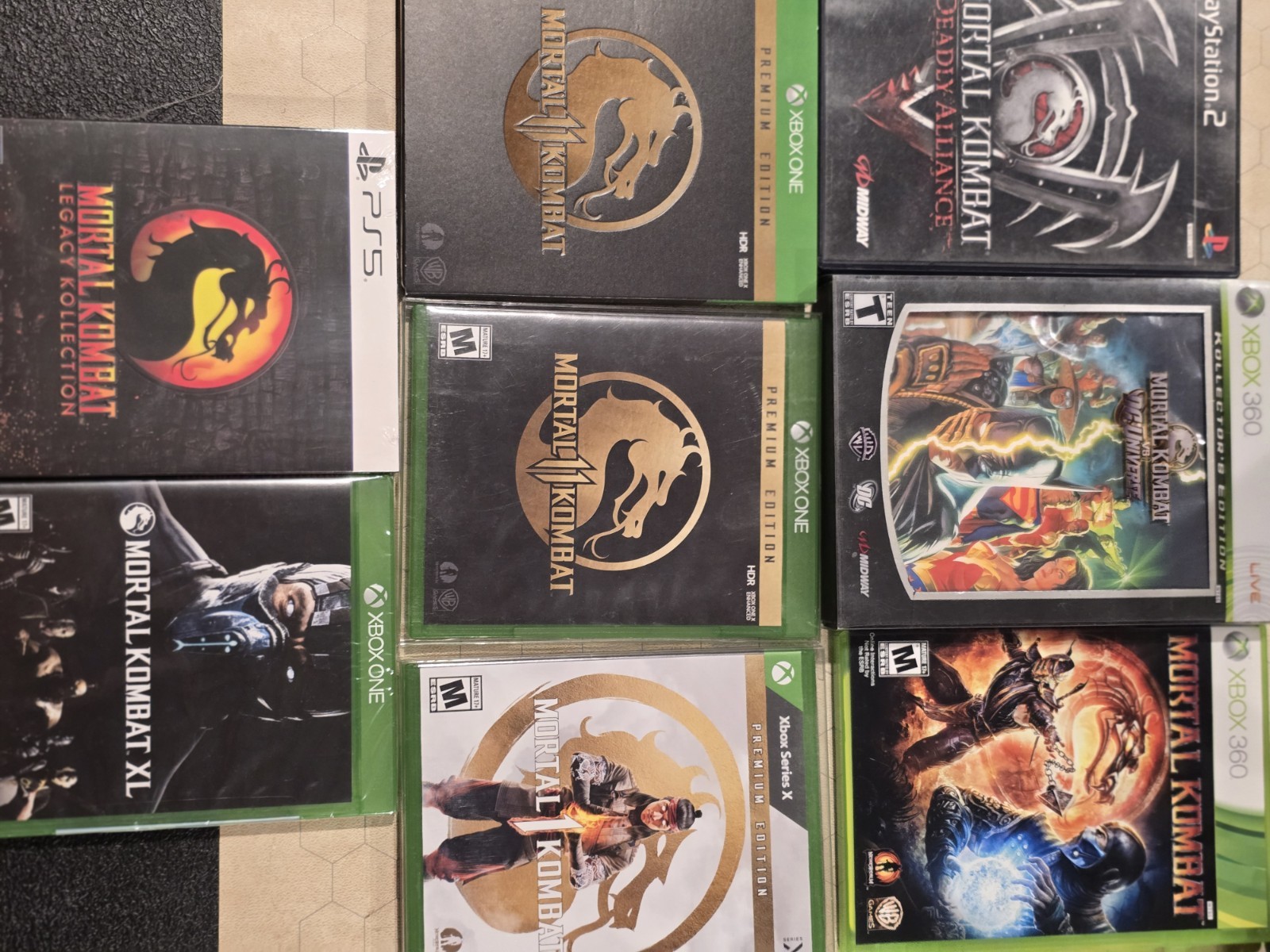 Mortal Kombat Game Collection With Kollectors Editions Lot/ Figures & More