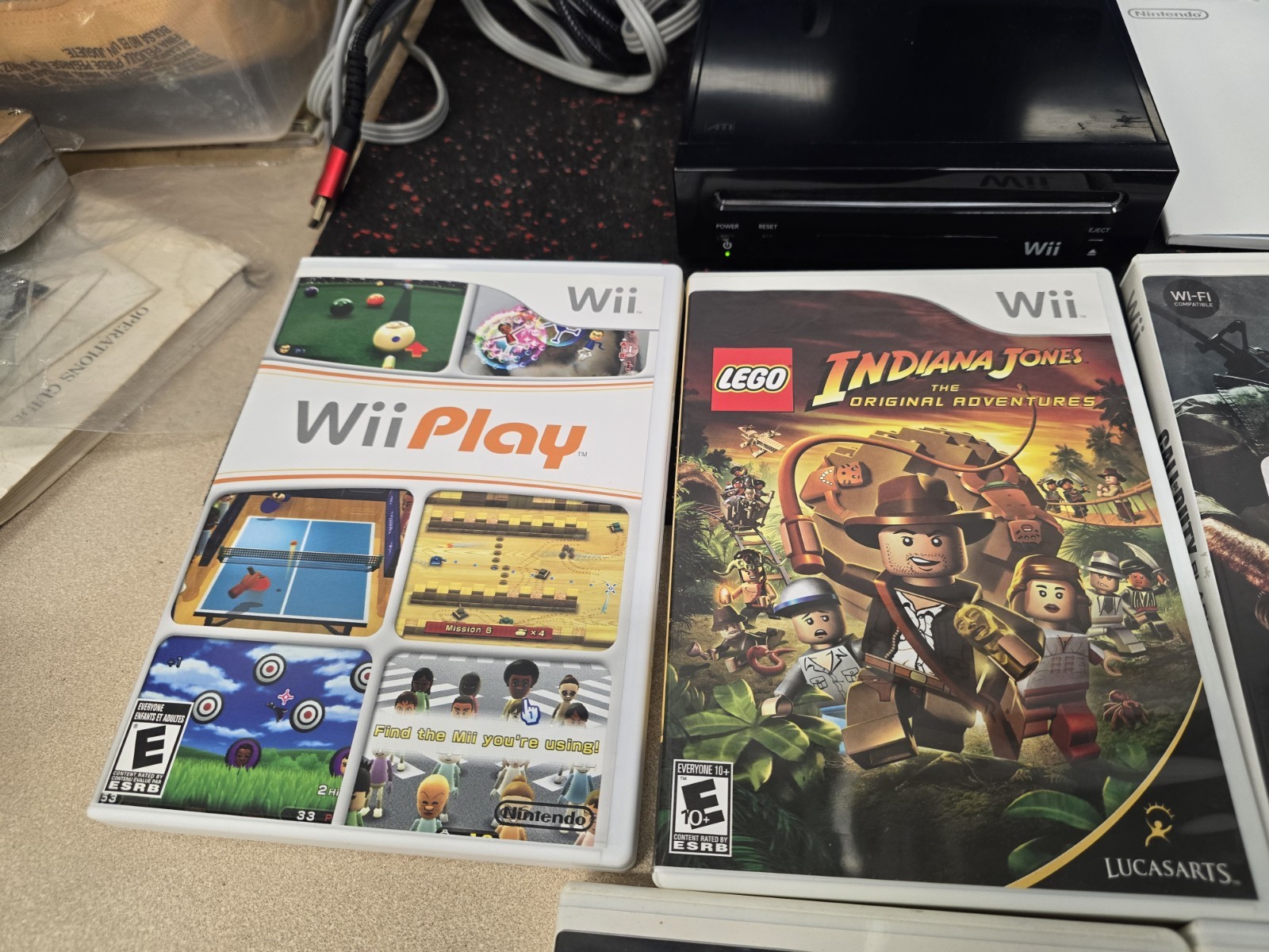 Nintendo Wii Game System RVL-101(USA) Black Bundle w/ Motion Plus & Super Mario