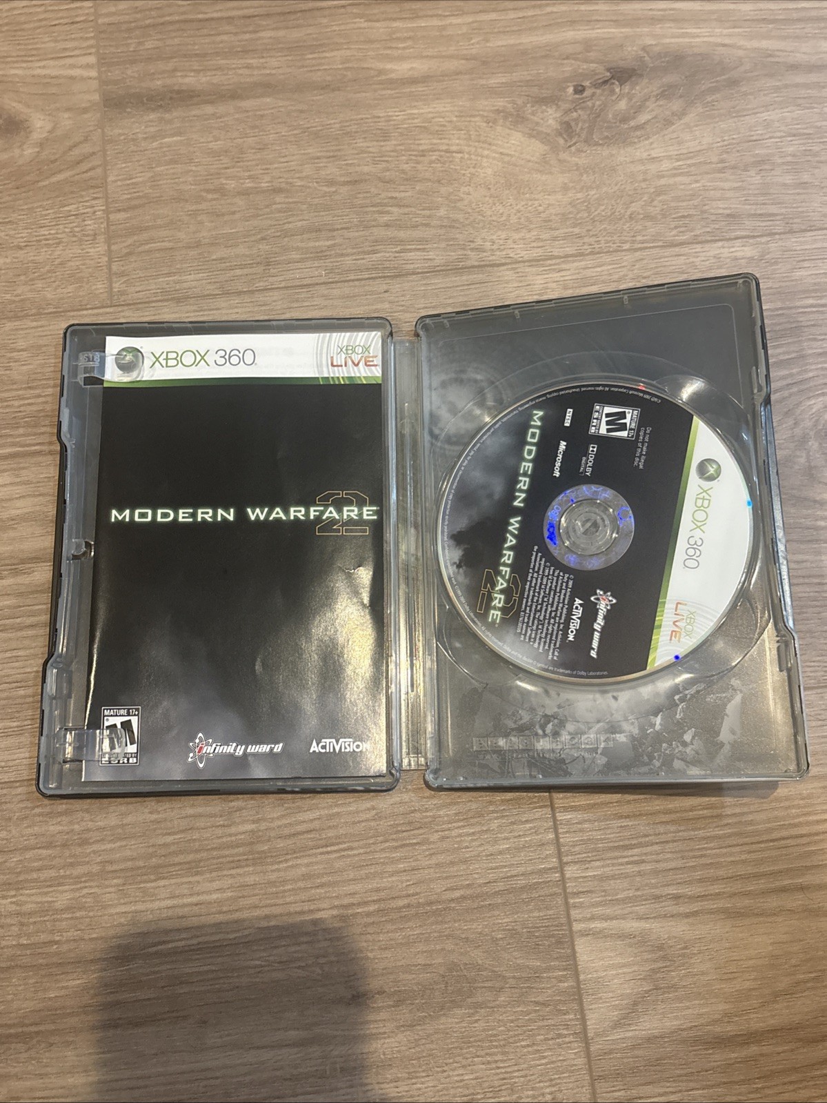 Modern Warfare 2 Steelbook Xbox 360 In Metal /Tin Collector Case W/Manual