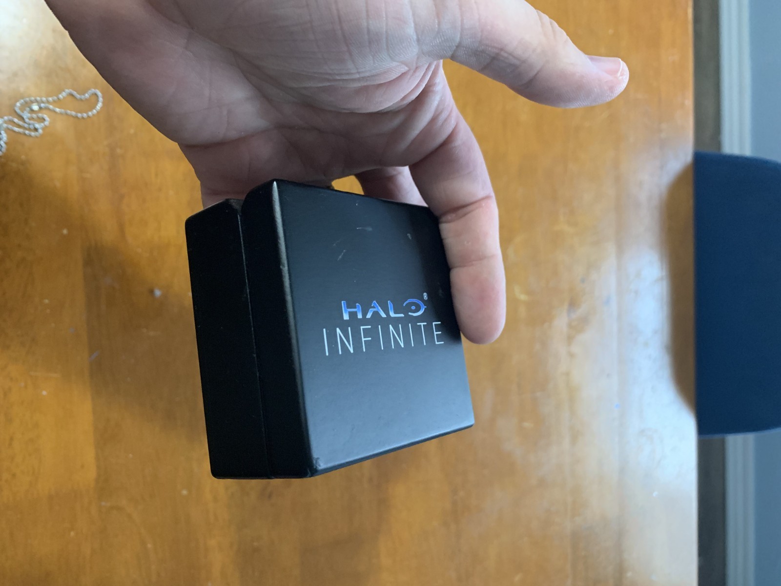 Halo infinite UNSC Dog Tag – GameStop Exclusive – Preorder bonus