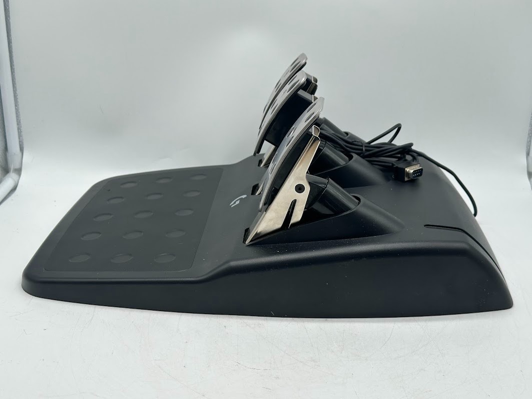 Logitech G923 Racing Wheel and Pedals – Black