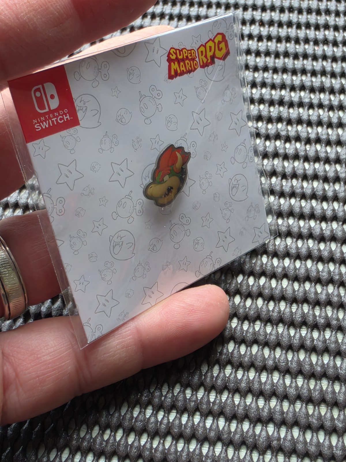 Nintendo Super Mario RPG Pin Badge BOWSER Preorder Bonus UK Store Promo NES rare