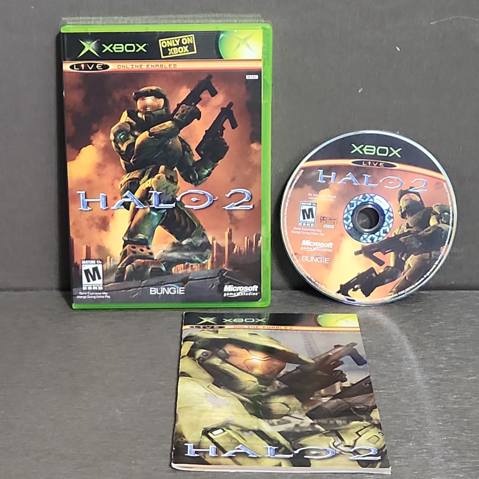 Halo 2 XBOX Complete Refurbished Excellent