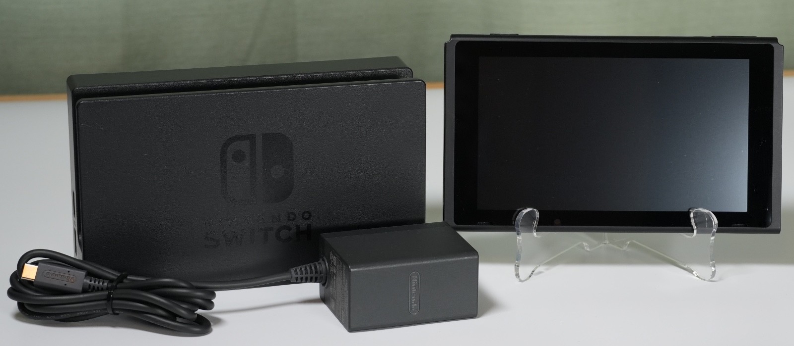 Nintendo Switch Console & Charging Dock Only – HAC001-01 32GB
