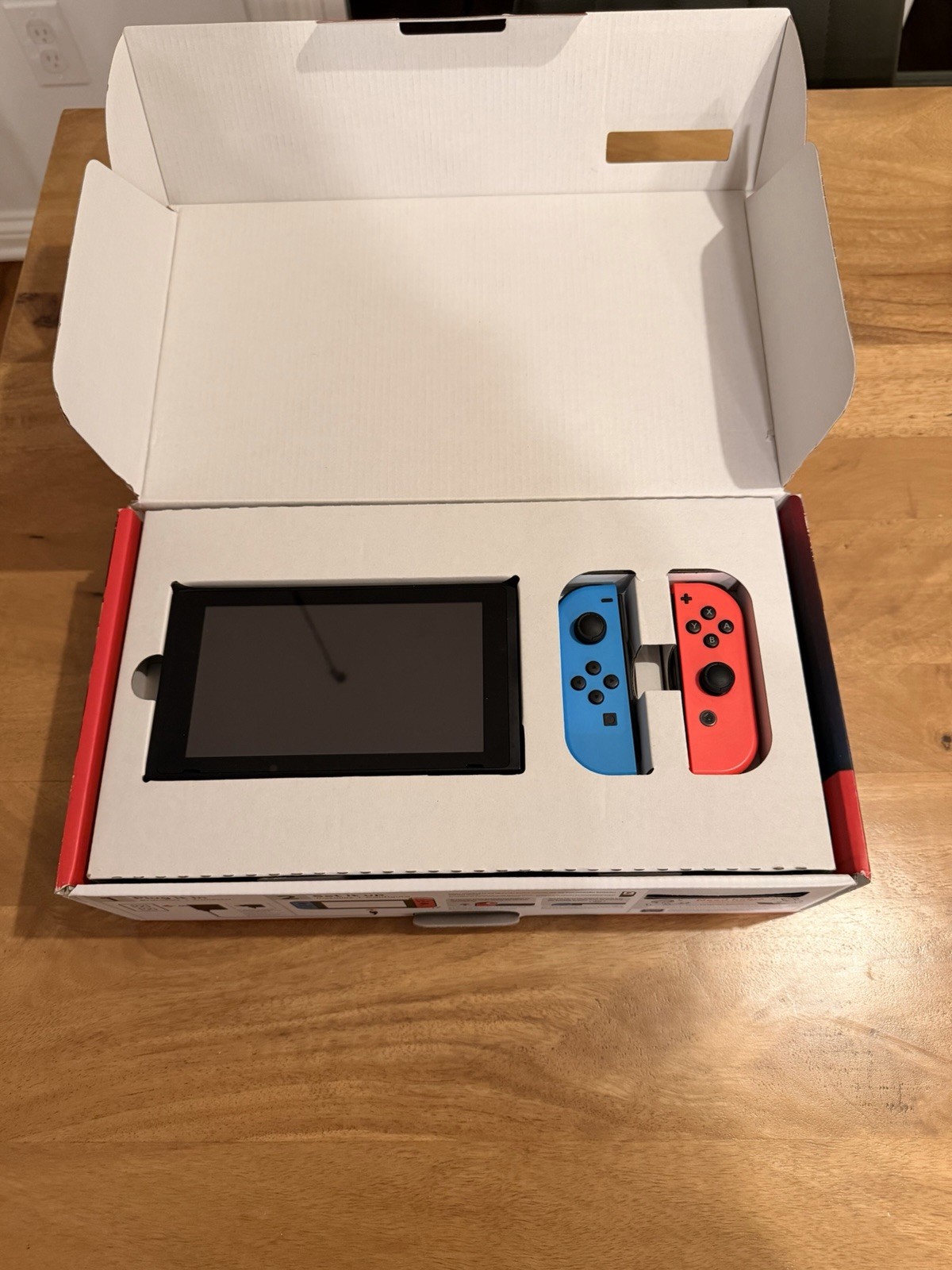Nintendo Switch HAC-001 Console Dock Neon Blue/Red Joy-Con Box PLUS 2 games