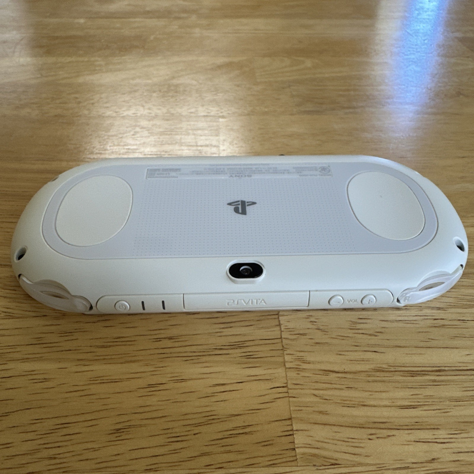 Sony PlayStation PS Vita PCH-2000 White Slim Console Fast Shipping