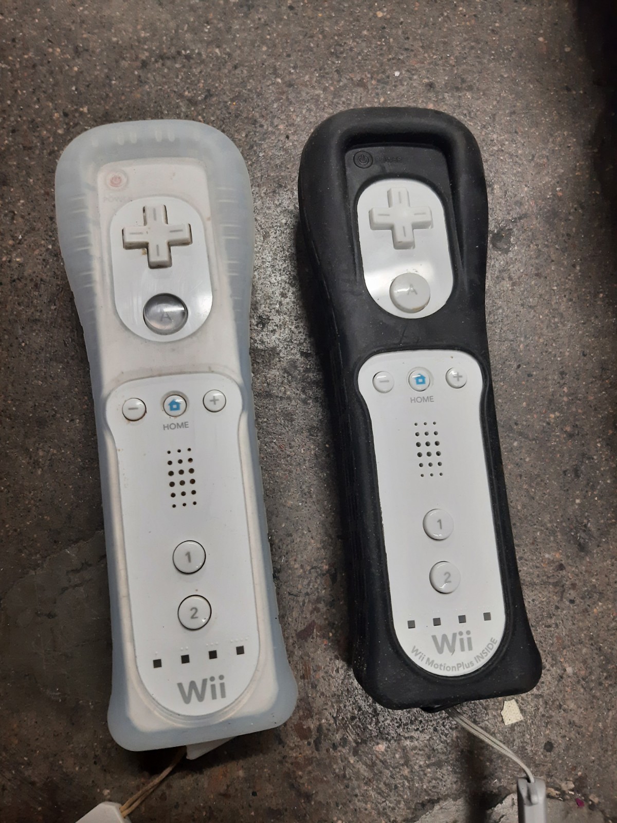 Nintendo Wii Motion Plus Remote w cover RVL-036 + Bonus Lot OEM